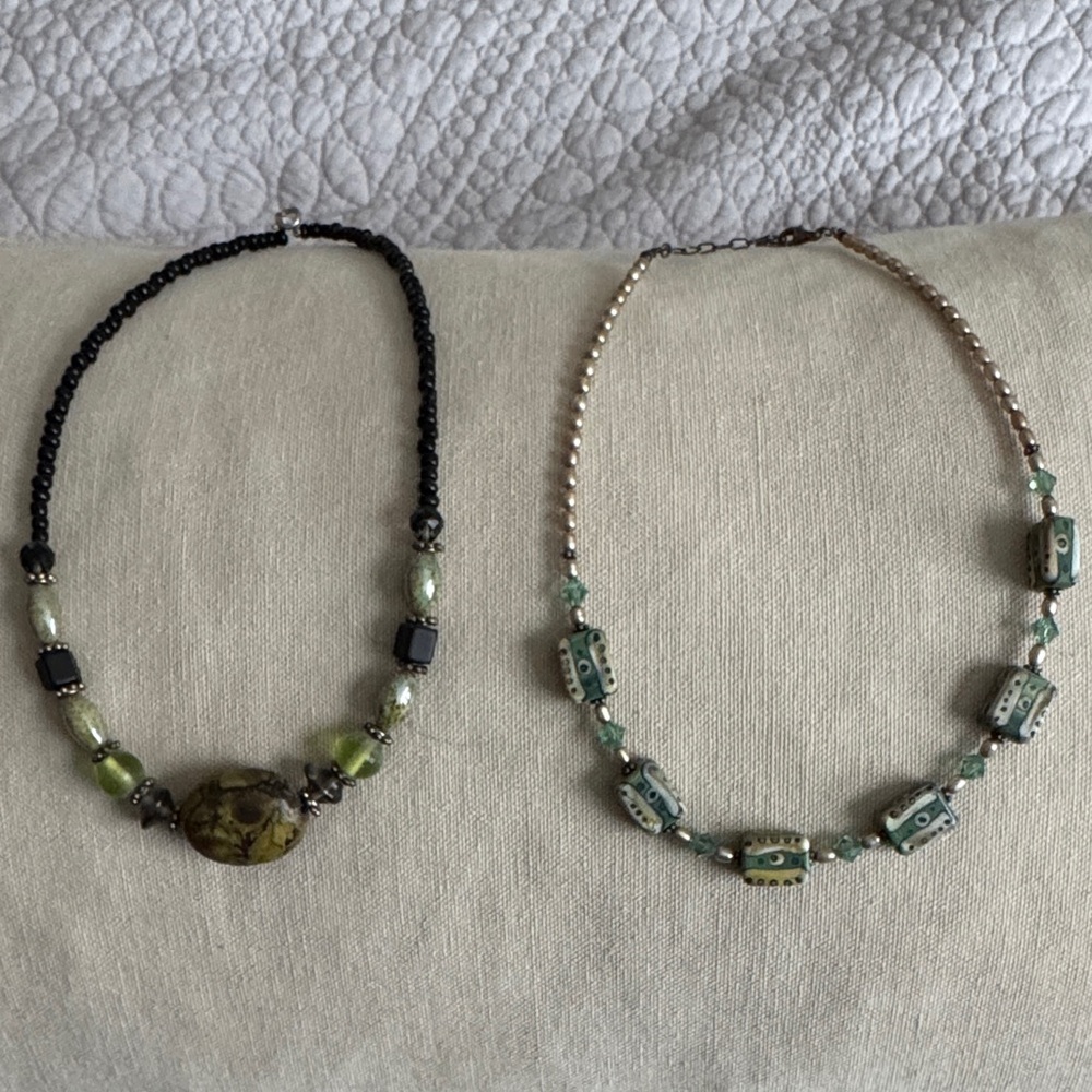 Elegant Beaded Necklace Set - Black and Green